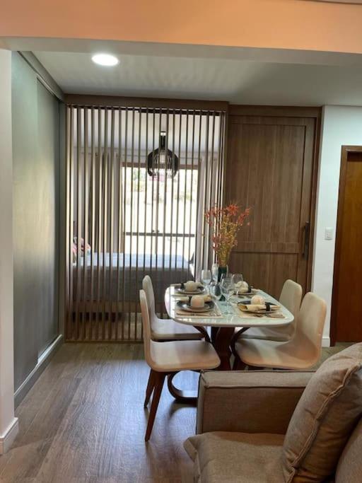 NOSSO LOFT ENCANTADOR em Campos do Jordão Exterior foto